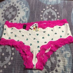 NWT Torrid cheeky panty